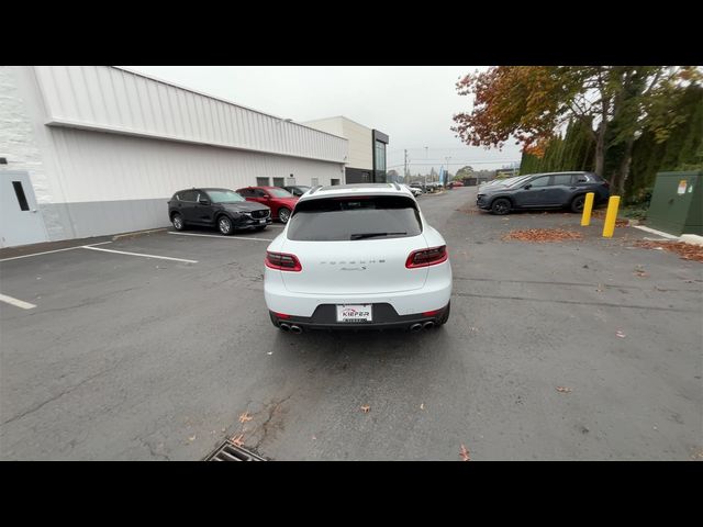 2016 Porsche Macan S