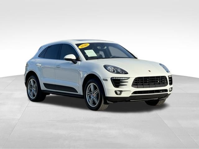 2016 Porsche Macan S