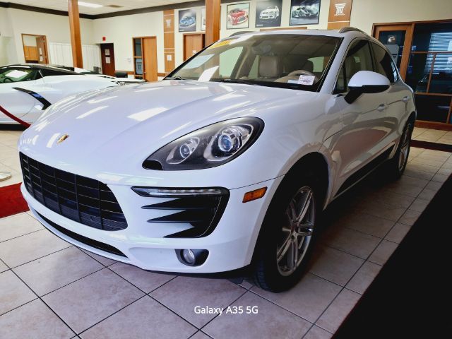 2016 Porsche Macan S