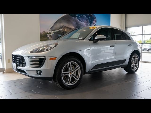 2016 Porsche Macan S