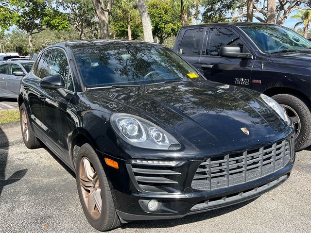 2016 Porsche Macan S