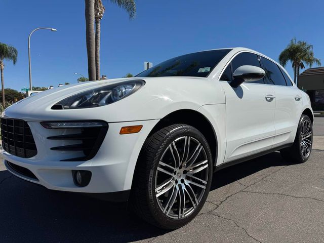 2016 Porsche Macan S