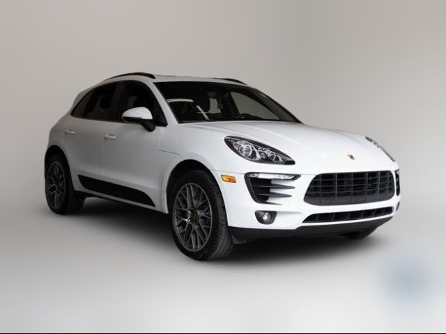 2016 Porsche Macan S