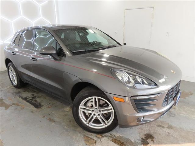 2016 Porsche Macan S