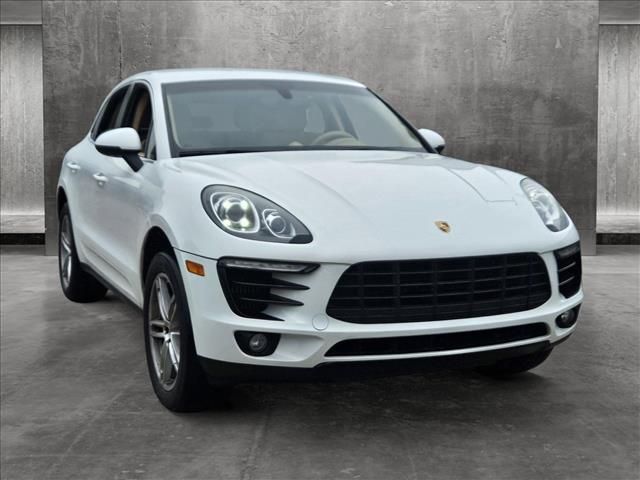 2016 Porsche Macan S