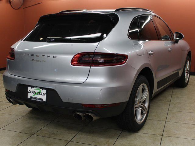 2016 Porsche Macan S