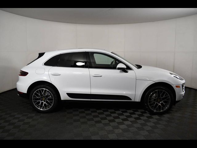 2016 Porsche Macan S