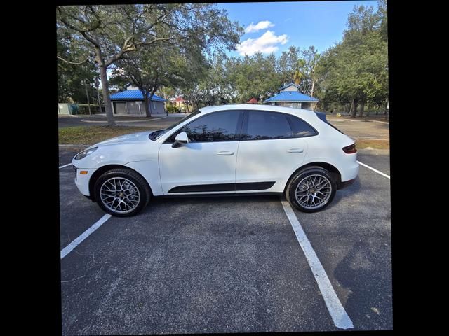 2016 Porsche Macan S