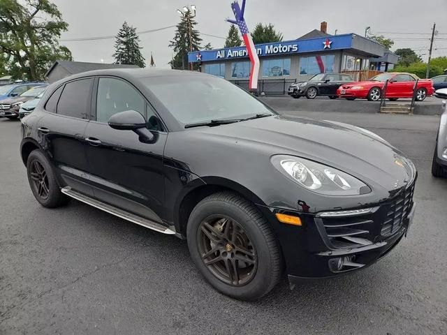 2016 Porsche Macan S