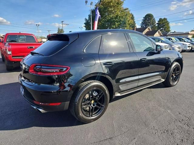 2016 Porsche Macan S