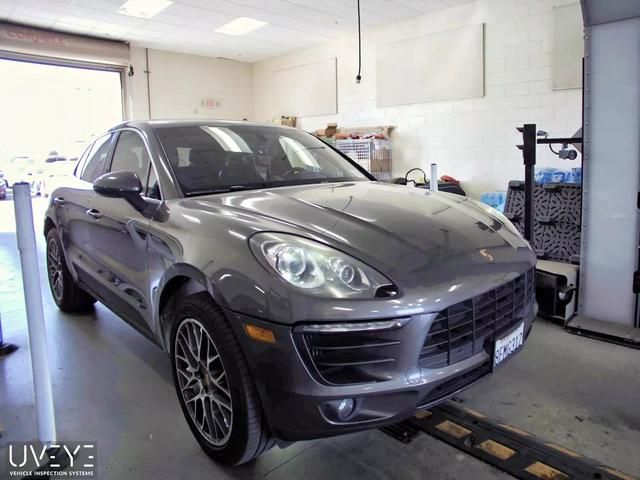 2016 Porsche Macan S