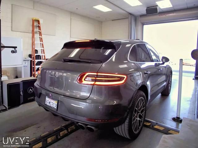 2016 Porsche Macan S