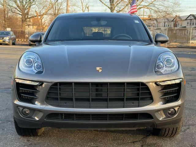 2016 Porsche Macan S