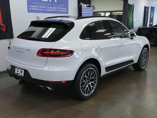 2016 Porsche Macan S