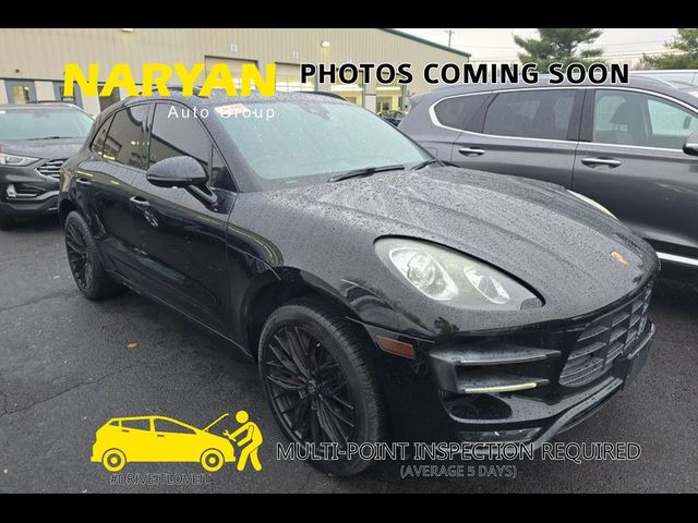 2016 Porsche Macan Turbo