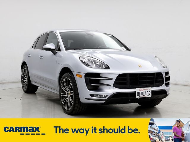 2016 Porsche Macan Turbo