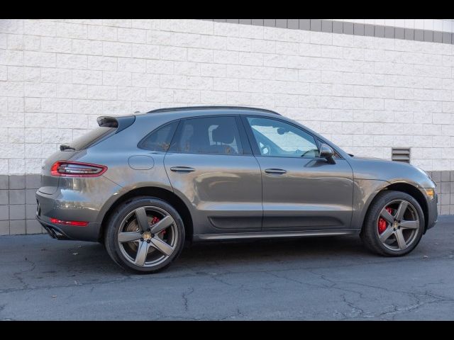 2016 Porsche Macan Turbo