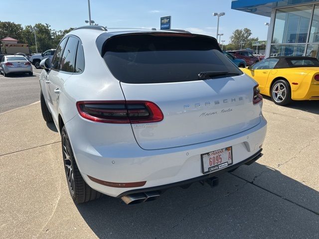 2016 Porsche Macan Turbo