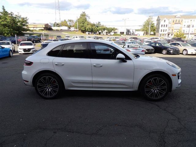2016 Porsche Macan Turbo