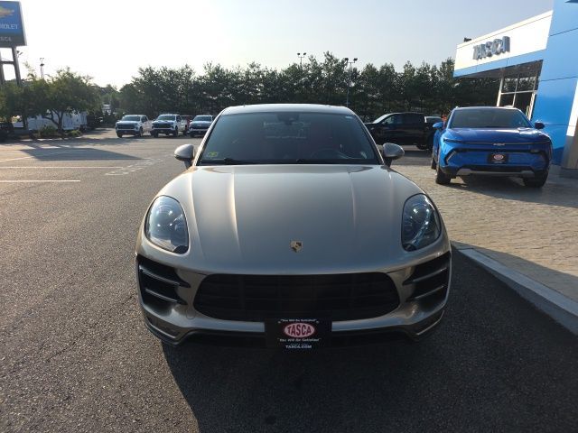 2016 Porsche Macan Turbo