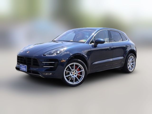 2016 Porsche Macan Turbo