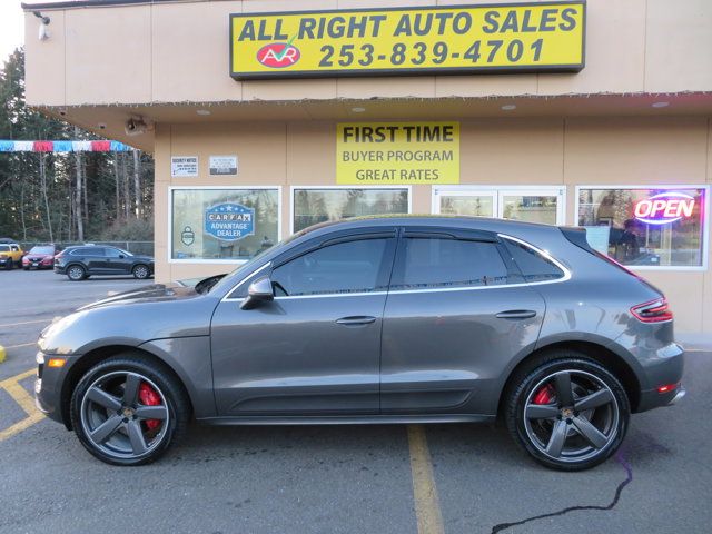 2016 Porsche Macan Turbo