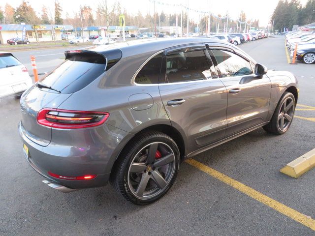 2016 Porsche Macan Turbo