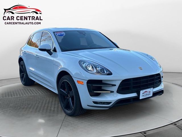 2016 Porsche Macan Turbo