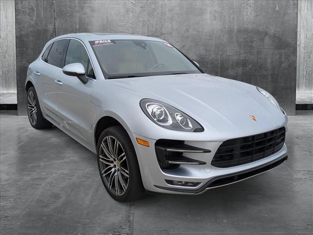 2016 Porsche Macan Turbo