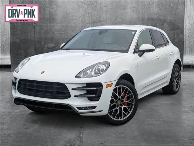 2016 Porsche Macan Turbo