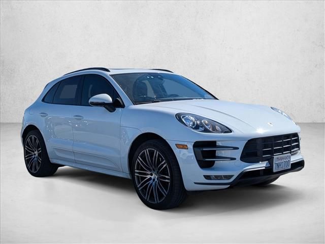 2016 Porsche Macan Turbo