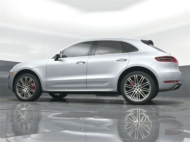 2016 Porsche Macan Turbo