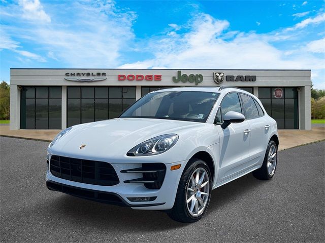 2016 Porsche Macan Turbo