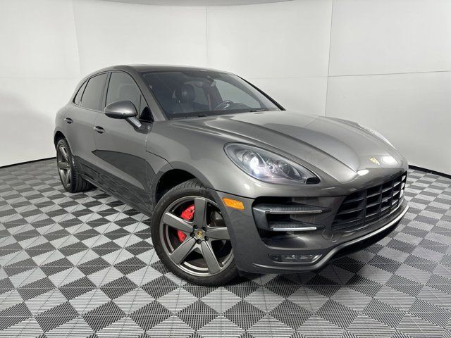 2016 Porsche Macan Turbo