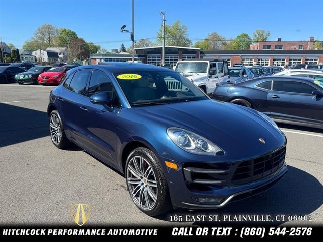 2016 Porsche Macan Turbo