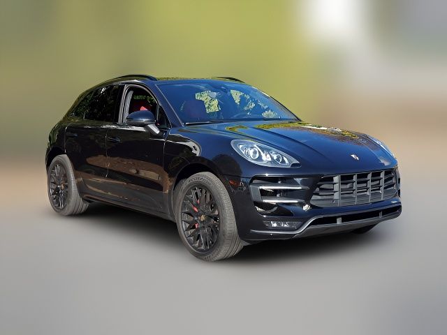 2016 Porsche Macan Turbo