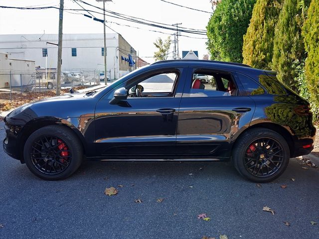 2016 Porsche Macan Turbo