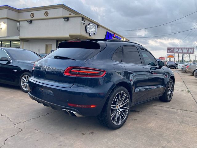 2016 Porsche Macan Turbo