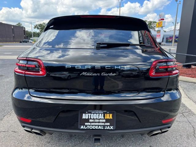 2016 Porsche Macan Turbo