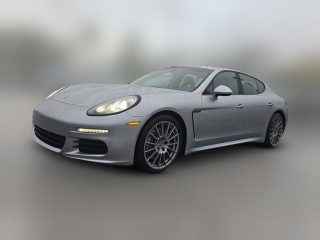 2016 Porsche Panamera 4