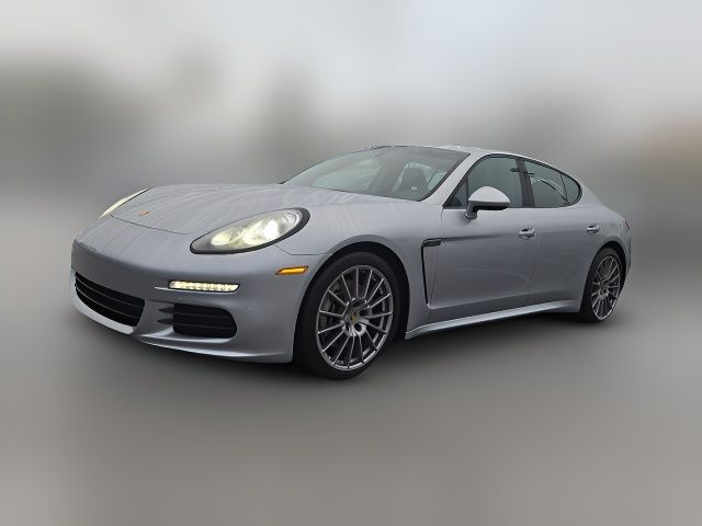 2016 Porsche Panamera 4