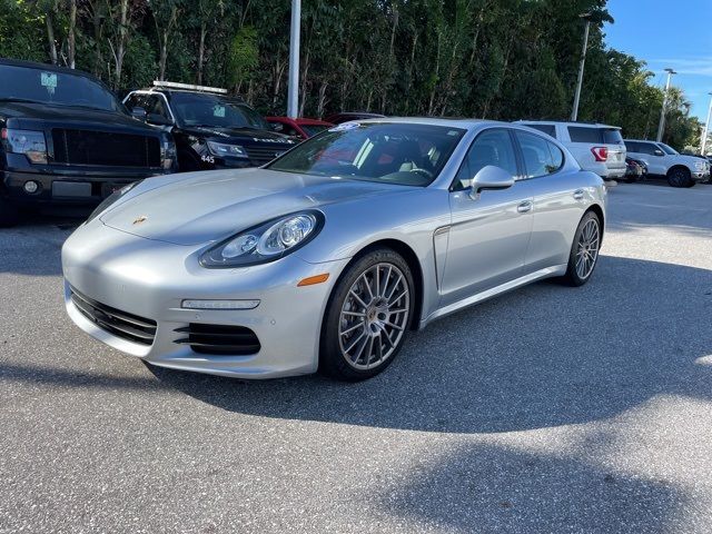 2016 Porsche Panamera Base