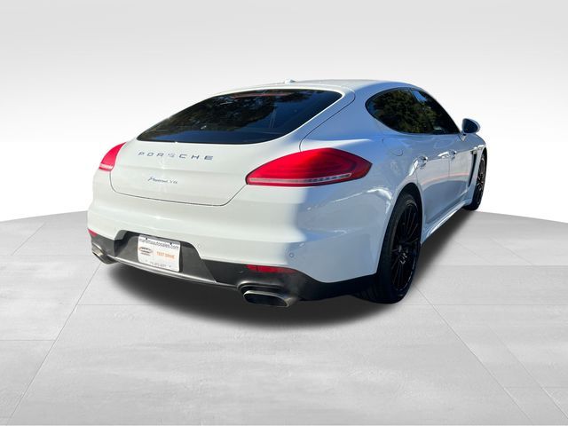 2016 Porsche Panamera Base