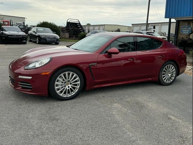 2016 Porsche Panamera 4