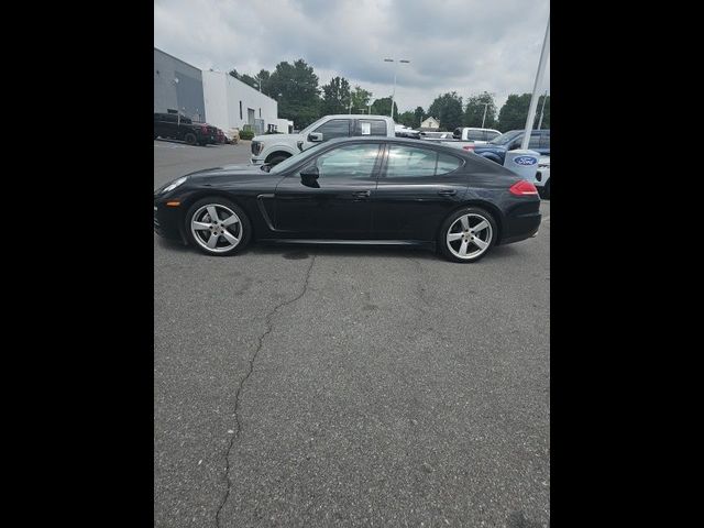 2016 Porsche Panamera 4