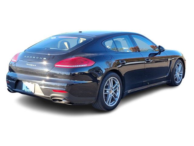 2016 Porsche Panamera 4