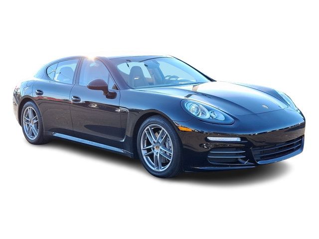 2016 Porsche Panamera 4