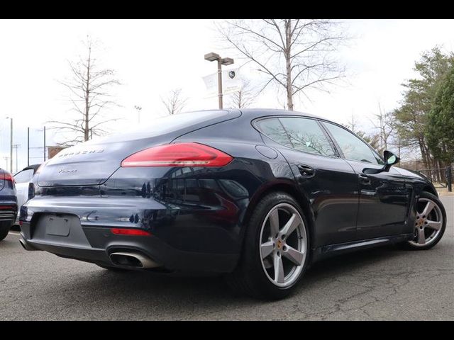 2016 Porsche Panamera 4