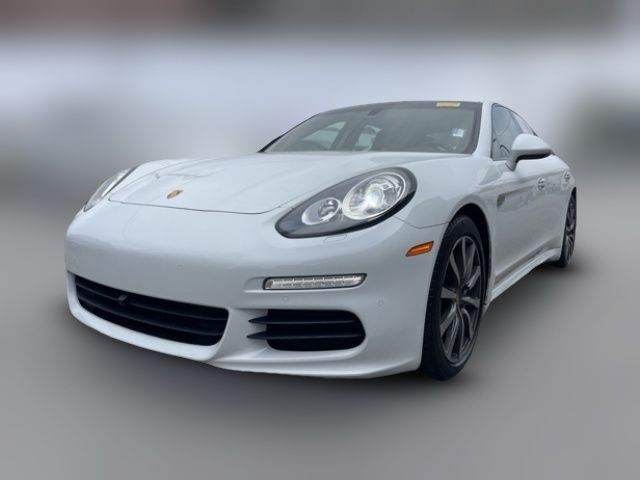 2016 Porsche Panamera 4