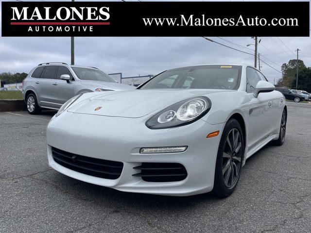 2016 Porsche Panamera 4